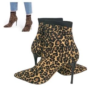 Something Navy Nix Leopard Print Stretchy Knit Pull On Sock Bootie Sz 8 Mobwife